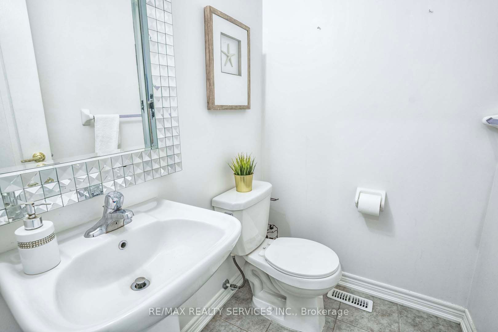 4 Urbana Rd Property Photo 17