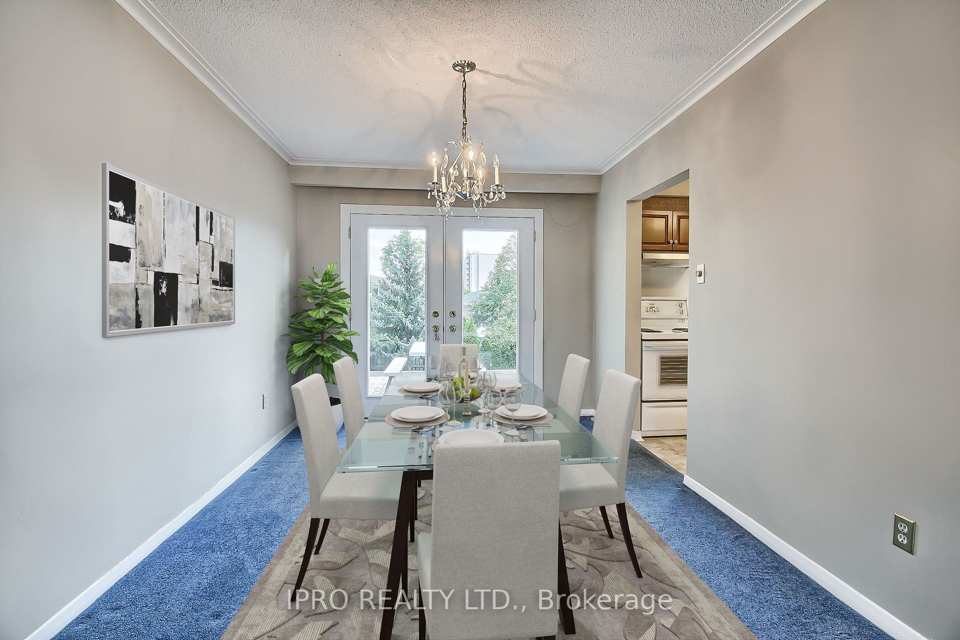 39 Caldwell Cres Property Photo 12