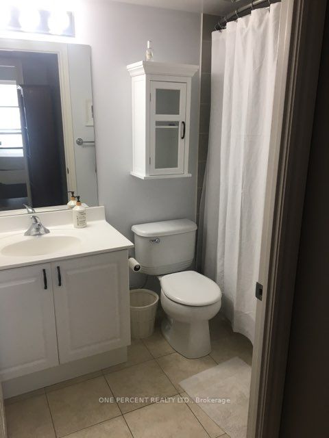 2325 Central Park Dr Property Photo 12