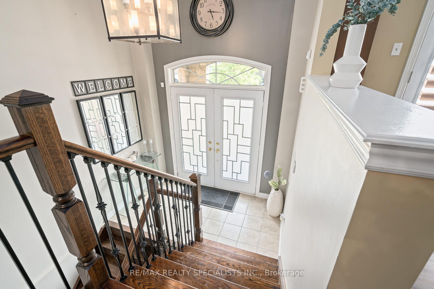 9 Amy Ave Property Photo 3