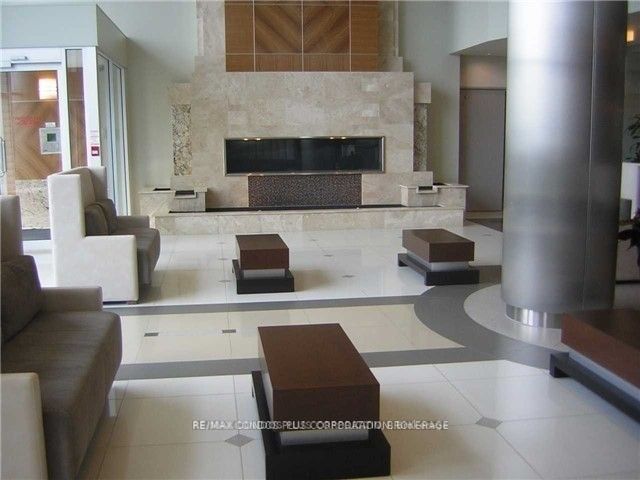 58 Marine Parade Dr Property Photo 5