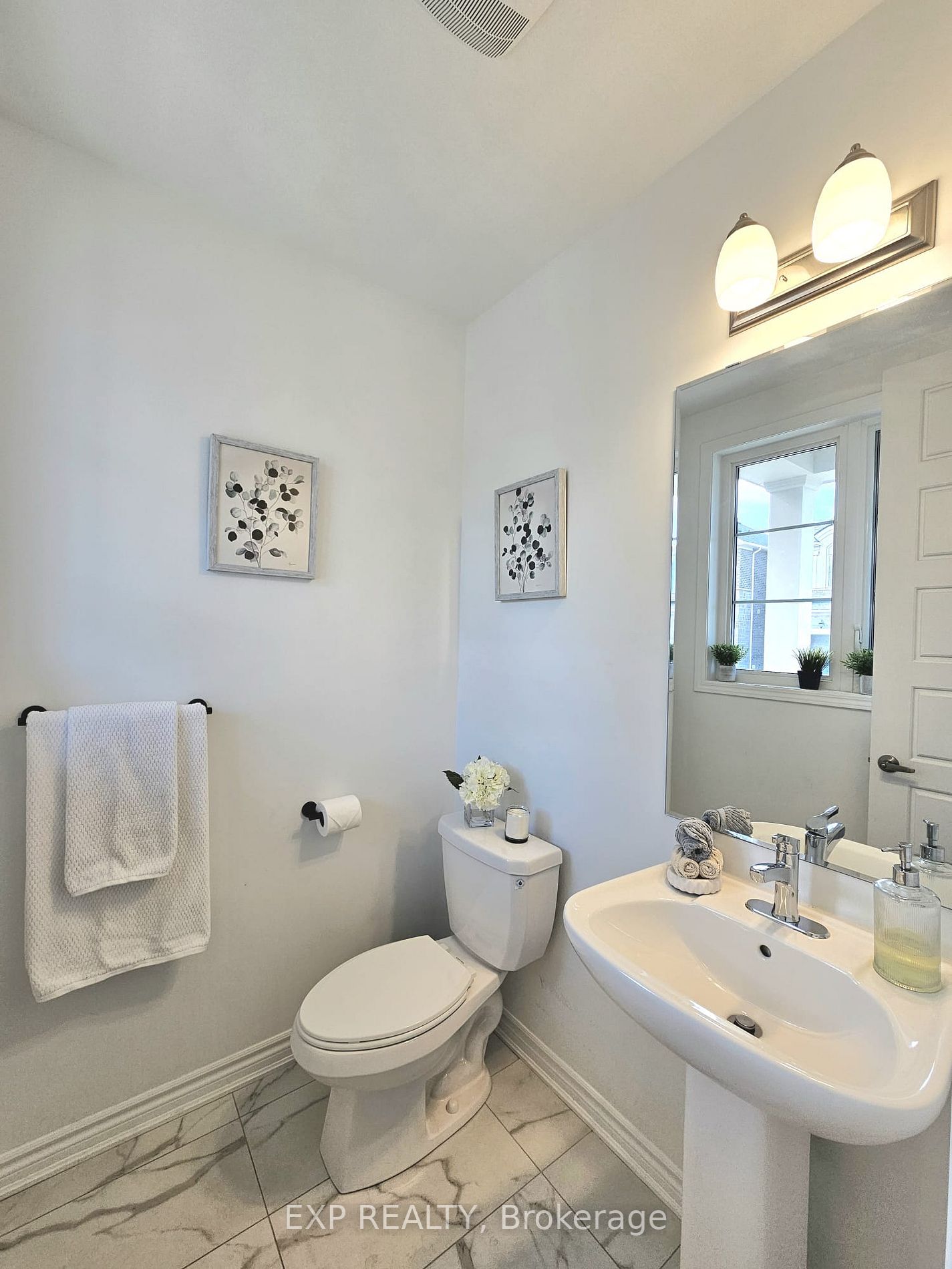 1591 Severn Dr Property Photo 4