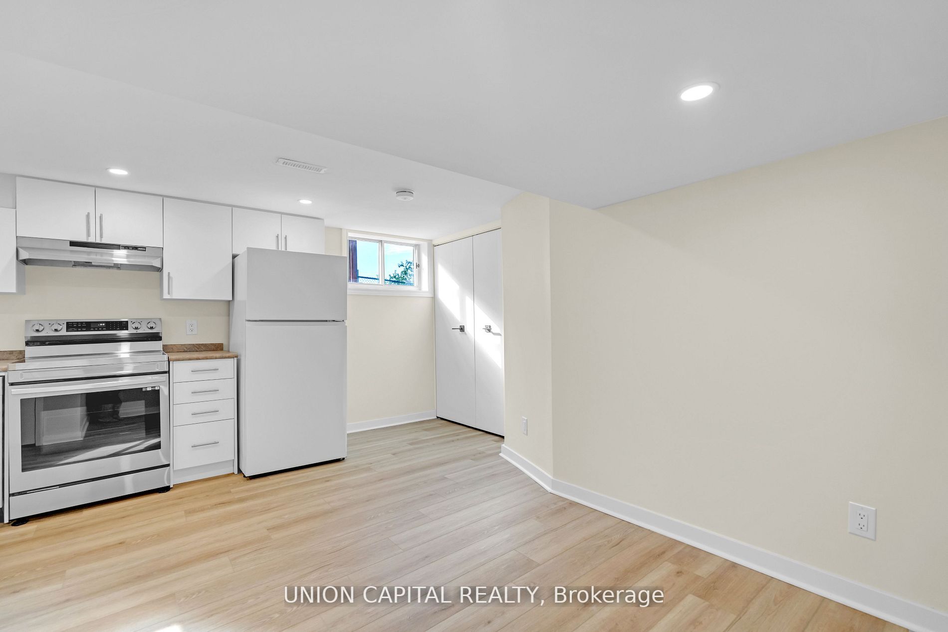 66 Ridge Point Cres Property Photo 15