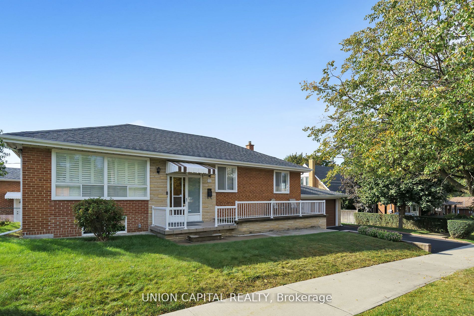 66 Ridge Point Cres Property Photo 32