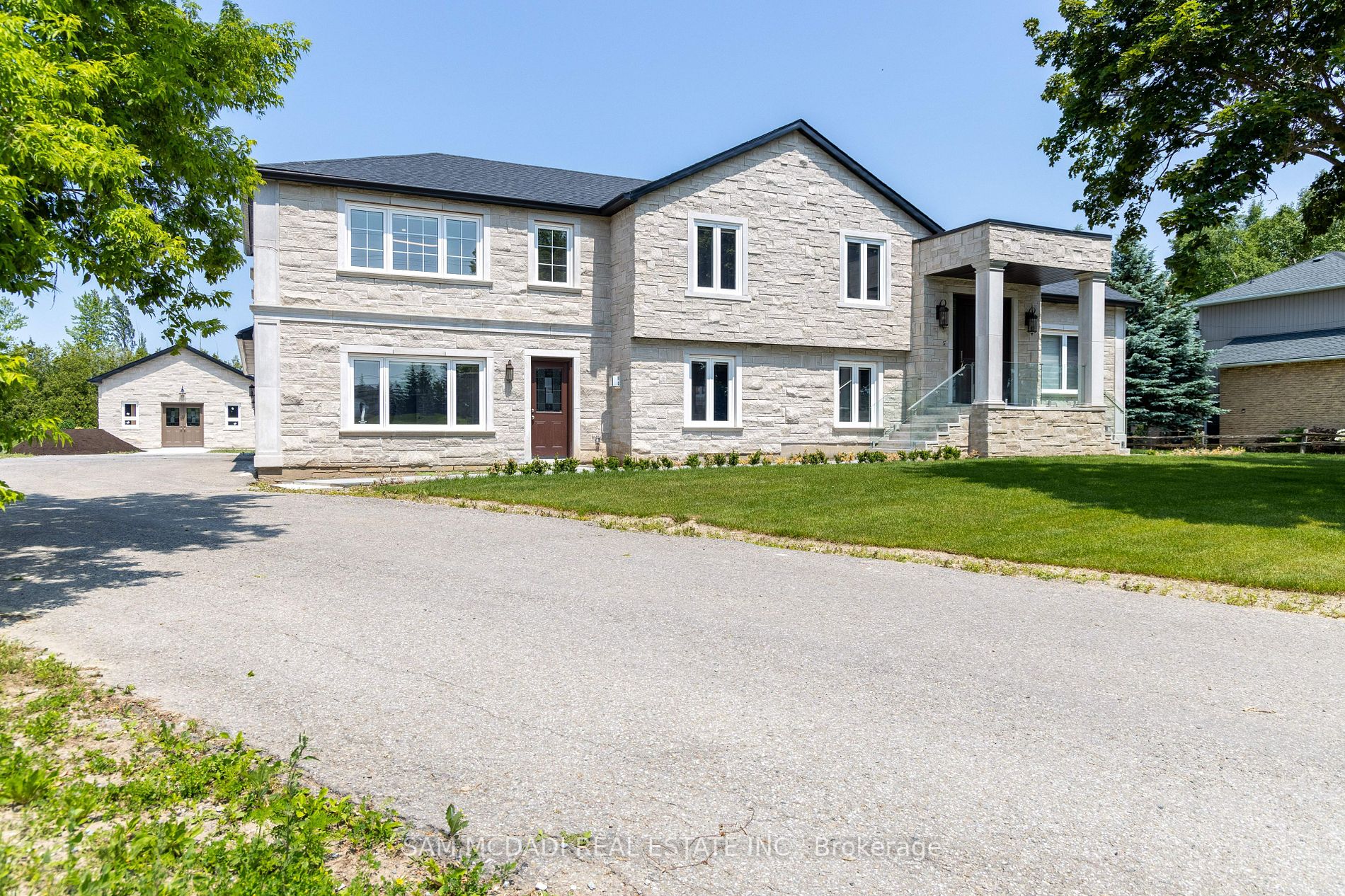 12463 8th Line Property Photo