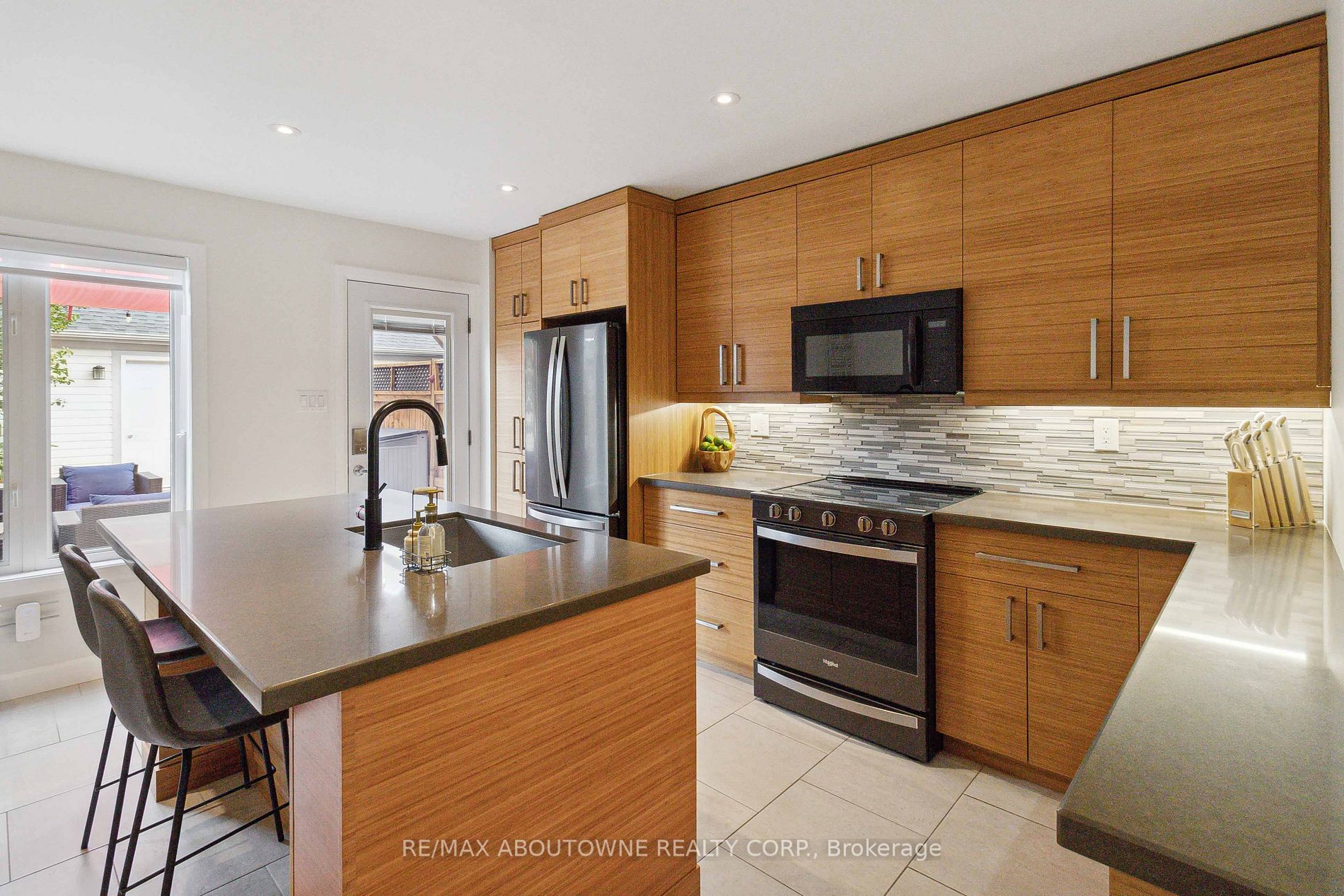 113 Glenashton Dr Property Photo 11