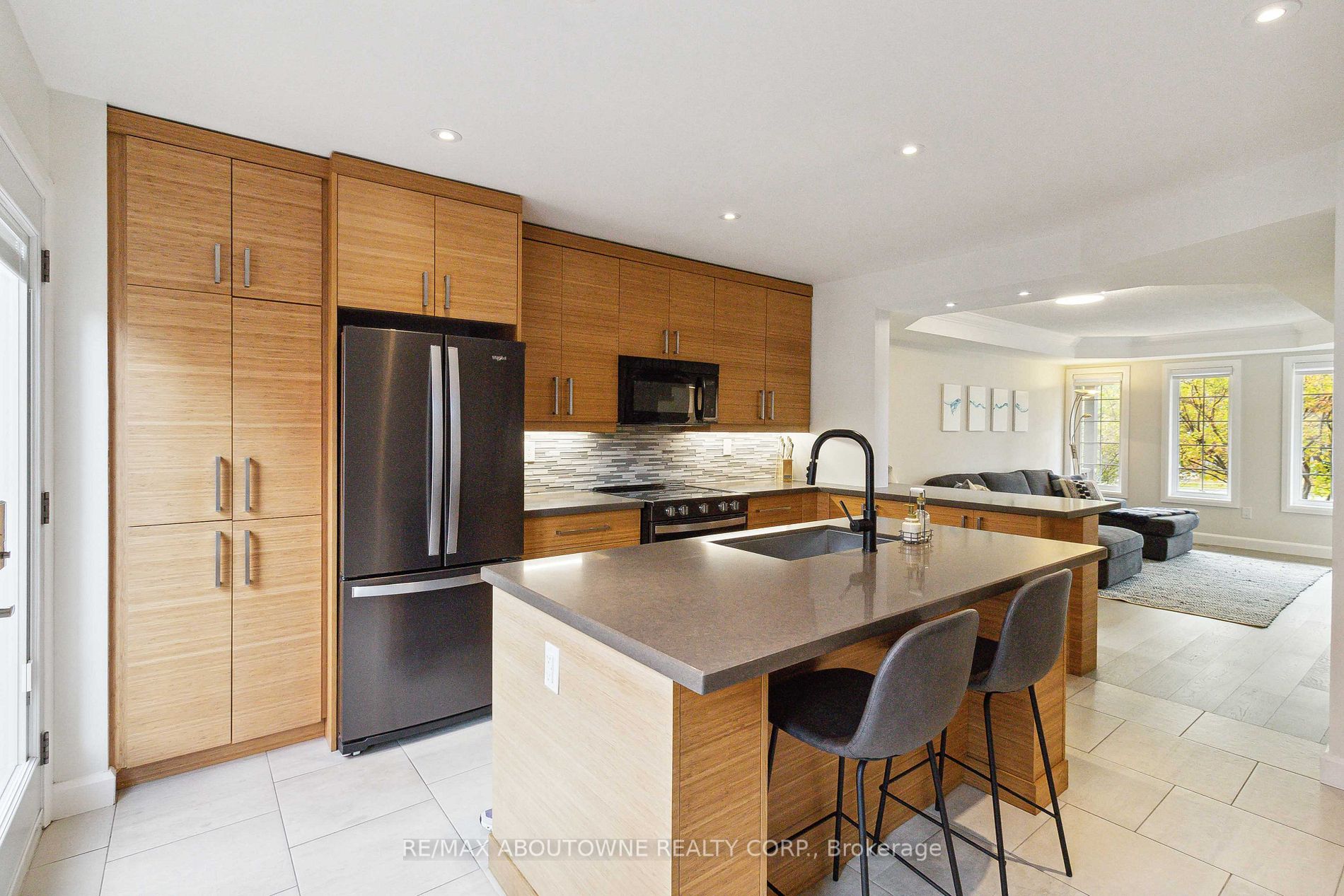 113 Glenashton Dr Property Photo 13