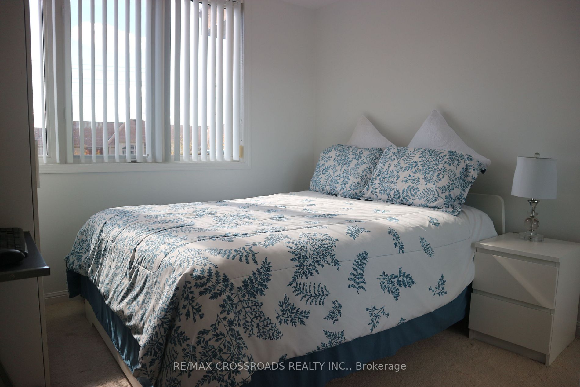 3075 Thomas St Property Photo 7