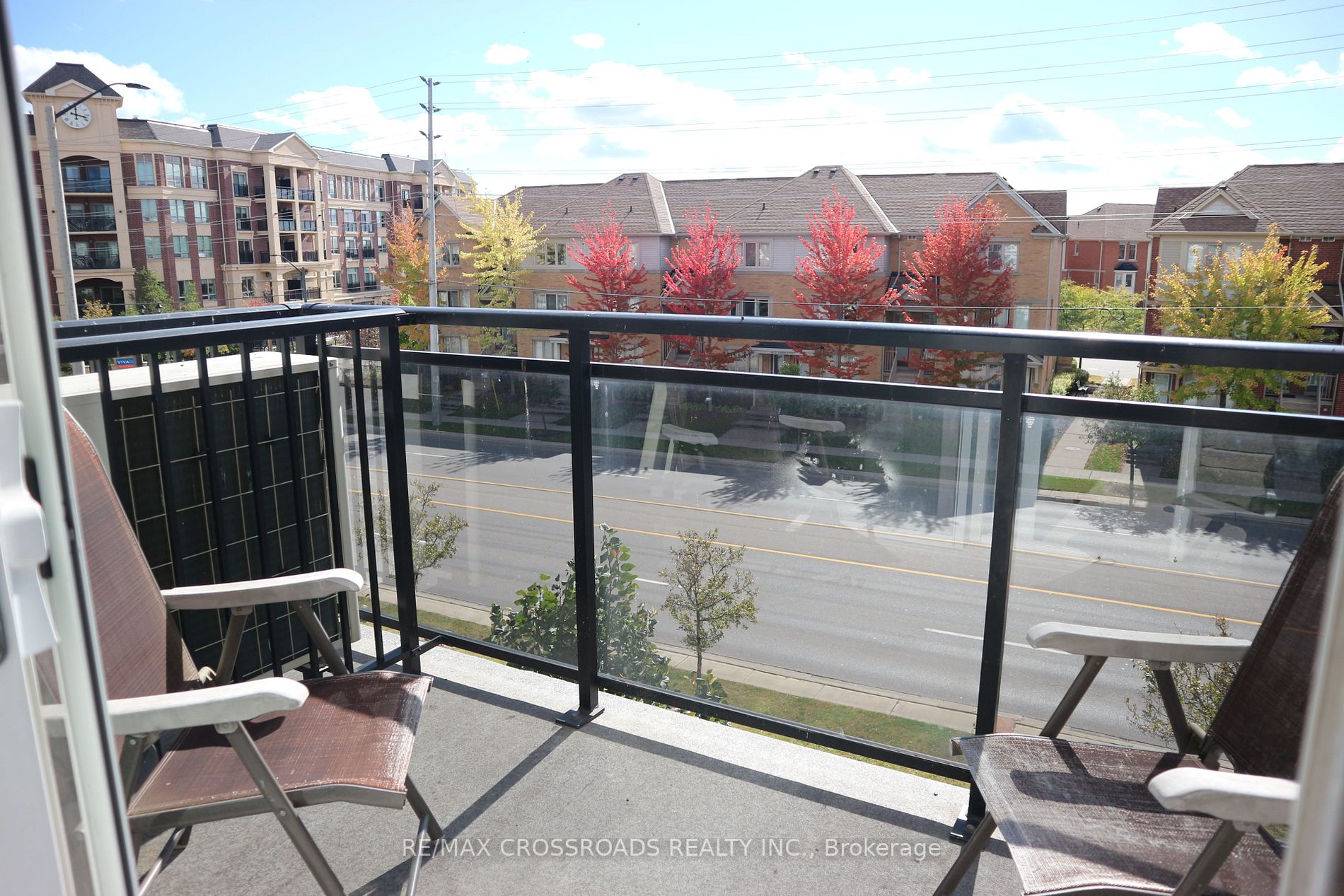 3075 Thomas St Property Photo 12