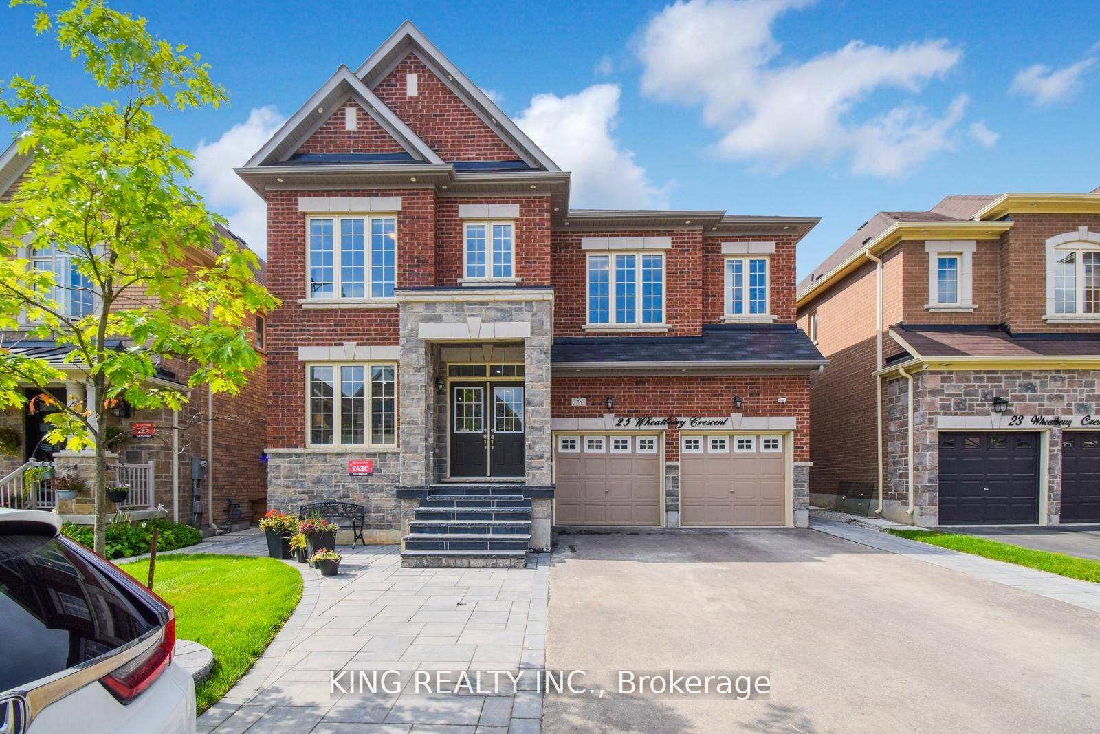 25 Wheatberry Cres Property Photo