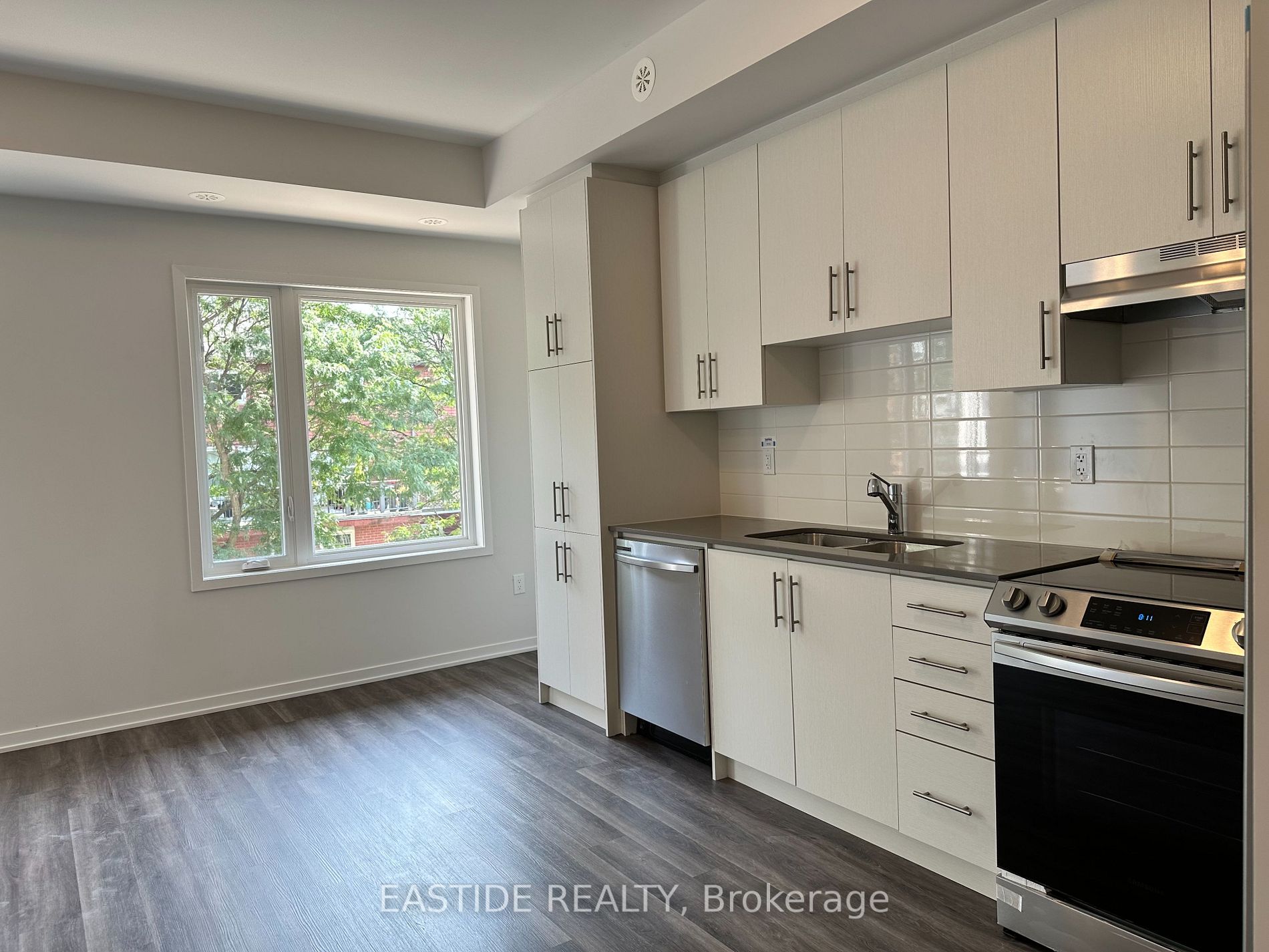 5 William Jackson Way Property Photo 5
