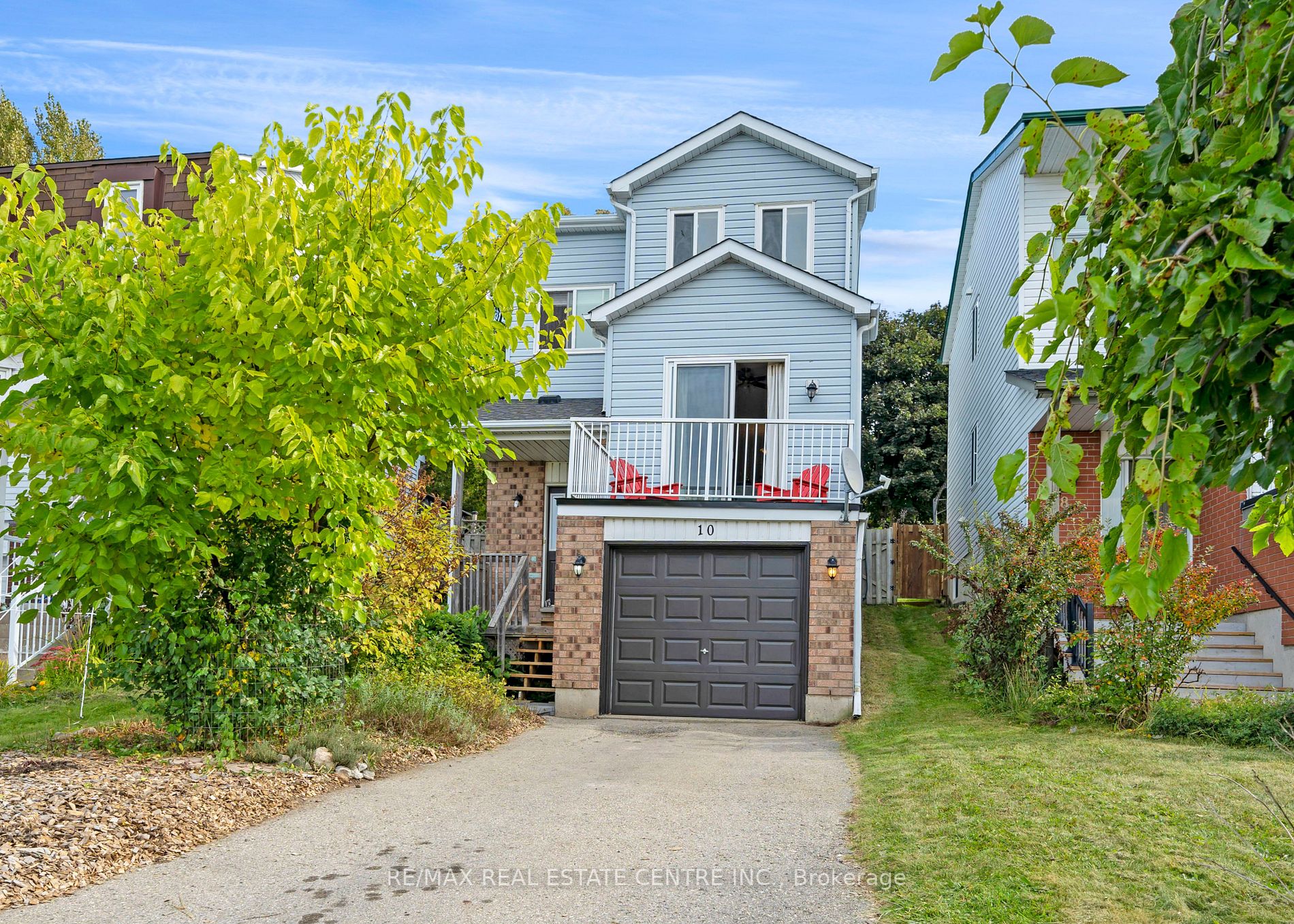 10 Lakeview Ct Property Photo 1