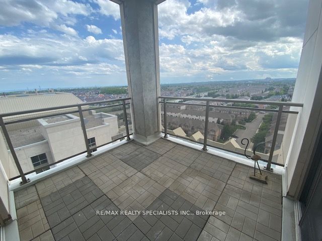 810 Scollard Ct Property Photo 14