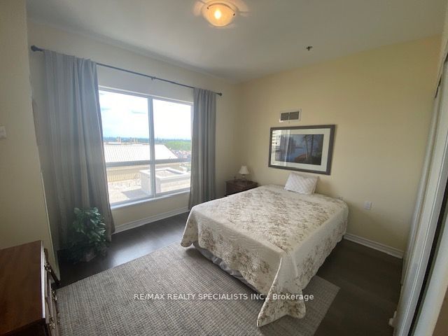 810 Scollard Ct Property Photo 27