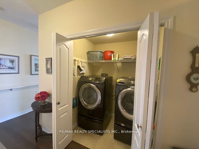 810 Scollard Ct Property Photo 29