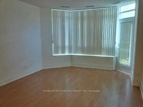 3888 Duke Of York Blvd Property Photo 10
