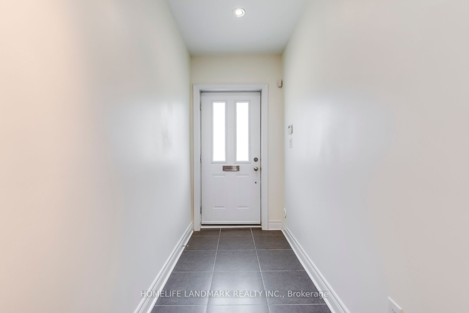 1831 Pagehurst Ave Property Photo 3
