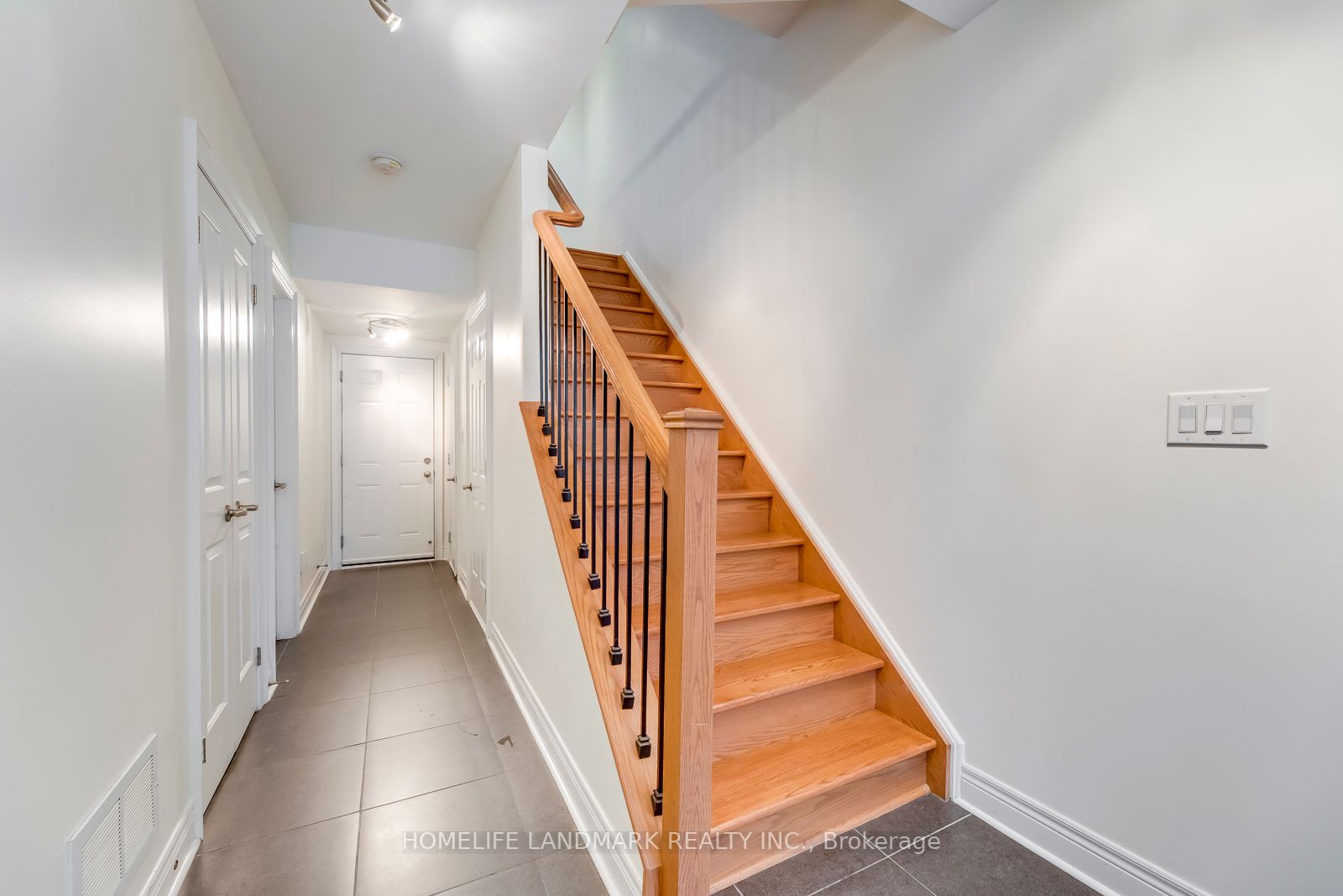 1831 Pagehurst Ave Property Photo 4