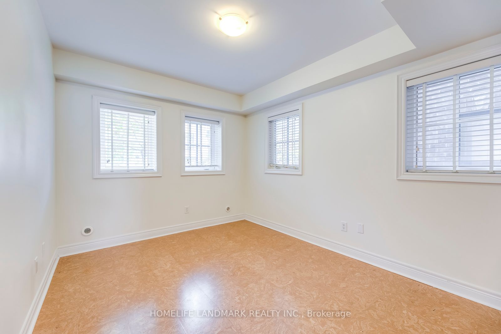 1831 Pagehurst Ave Property Photo 5