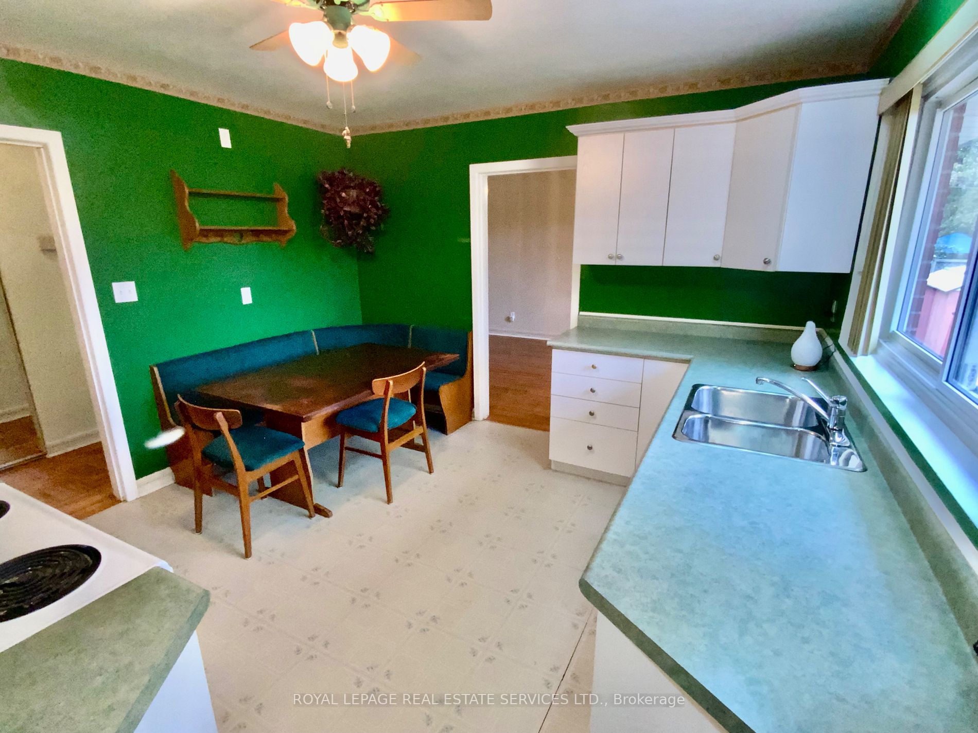 867 Whitney Dr Property Photo 13