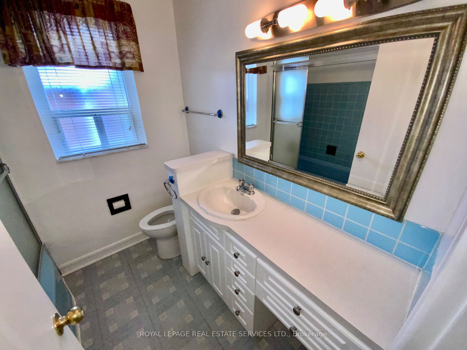 867 Whitney Dr Property Photo 17