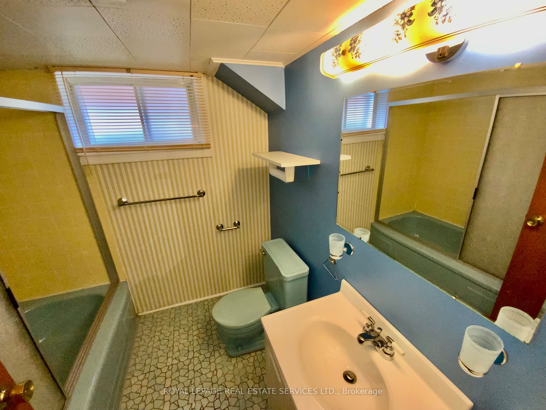 867 Whitney Dr Property Photo 24