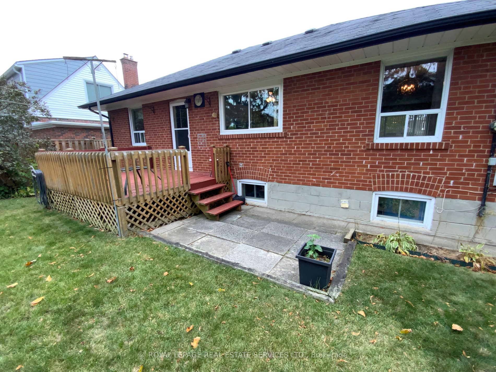 867 Whitney Dr Property Photo 32