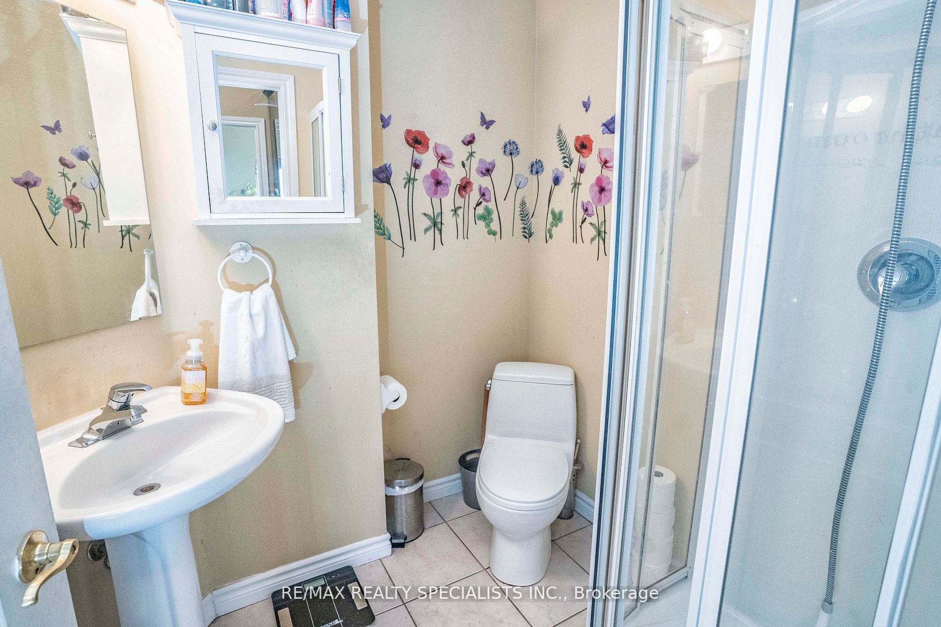 10 Dayspring Cir Property Photo 23