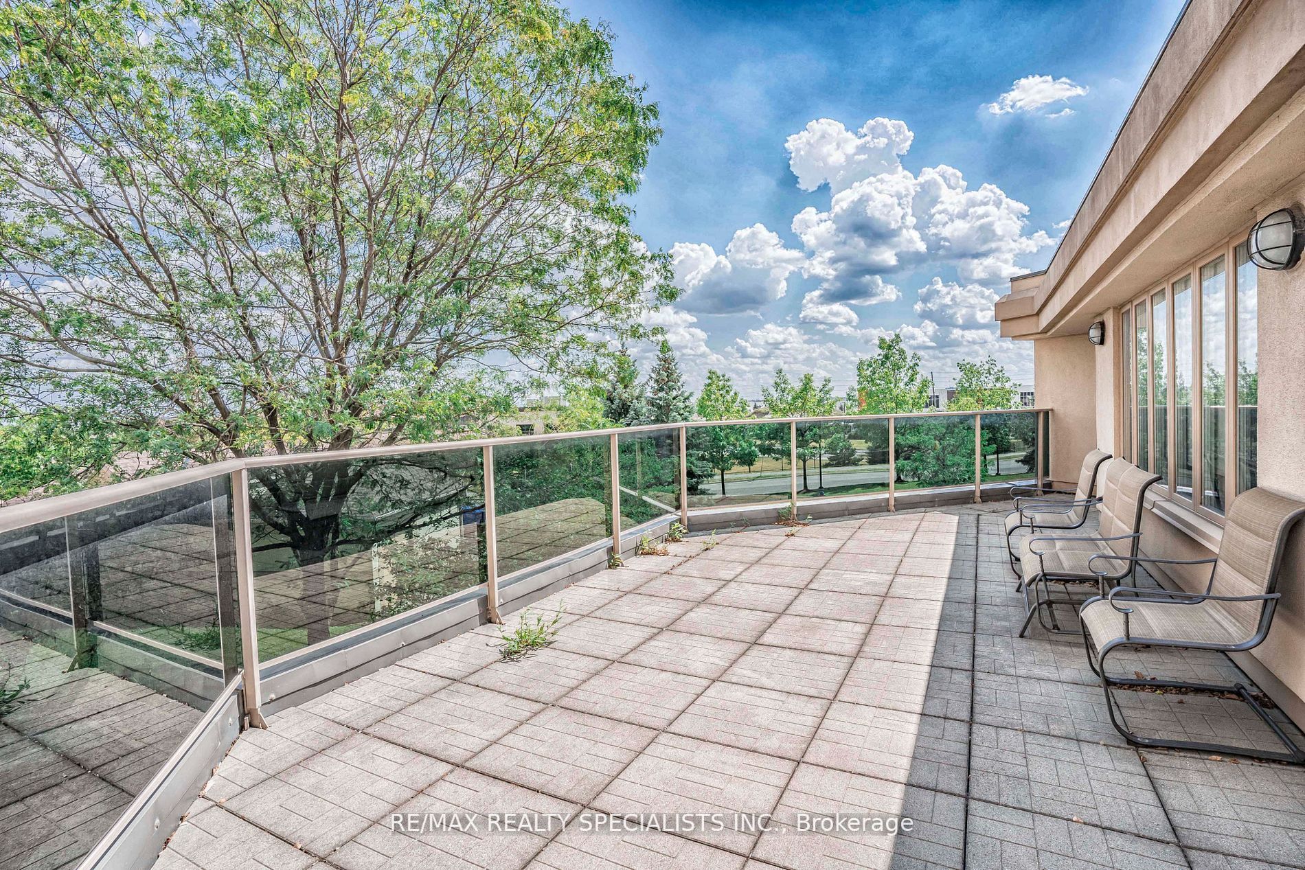 10 Dayspring Cir Property Photo 40