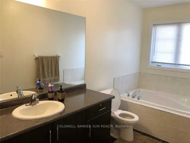 28 Agava St Property Photo 11