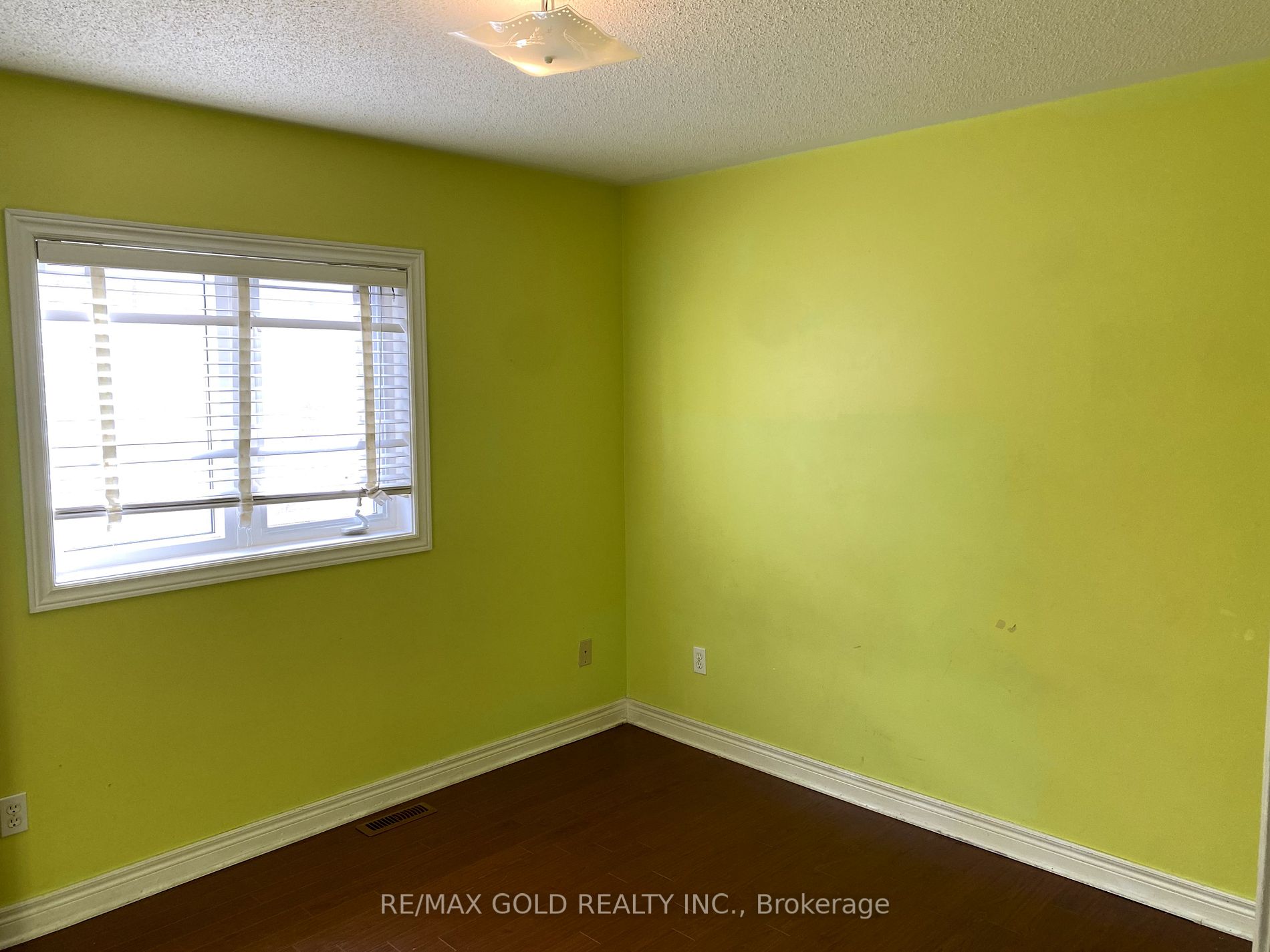 16 Moss Creek Ct Property Photo 19