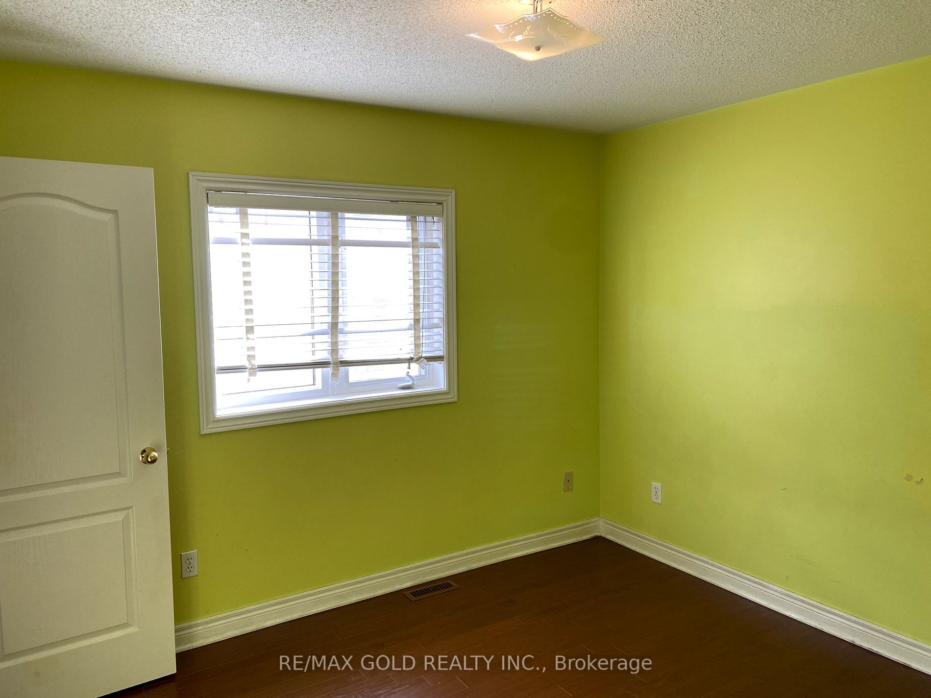 16 Moss Creek Ct Property Photo 31