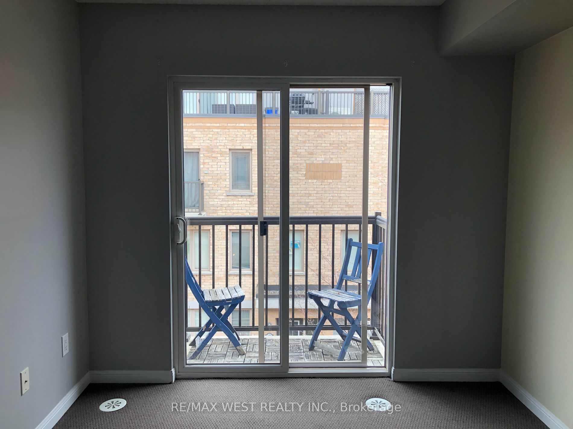 10 Foundry Ave Property Photo 5