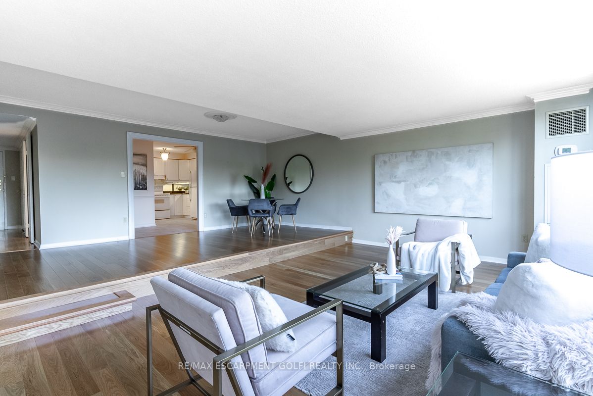 2185 Marine Dr 6 Property Photo 12