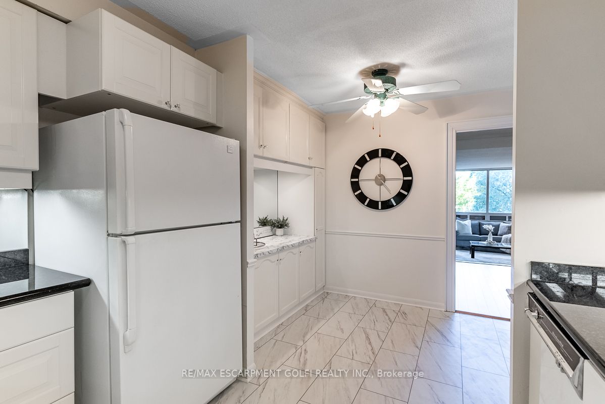 2185 Marine Dr 6 Property Photo 17