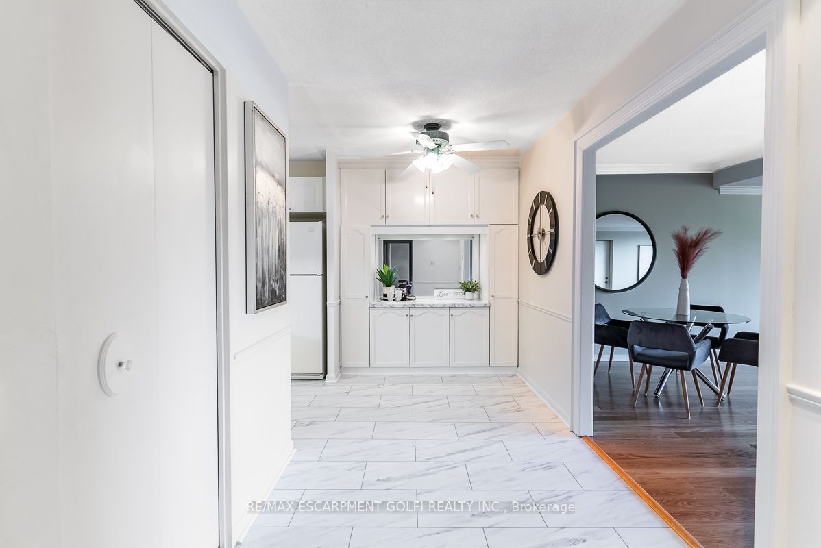 2185 Marine Dr 6 Property Photo 18