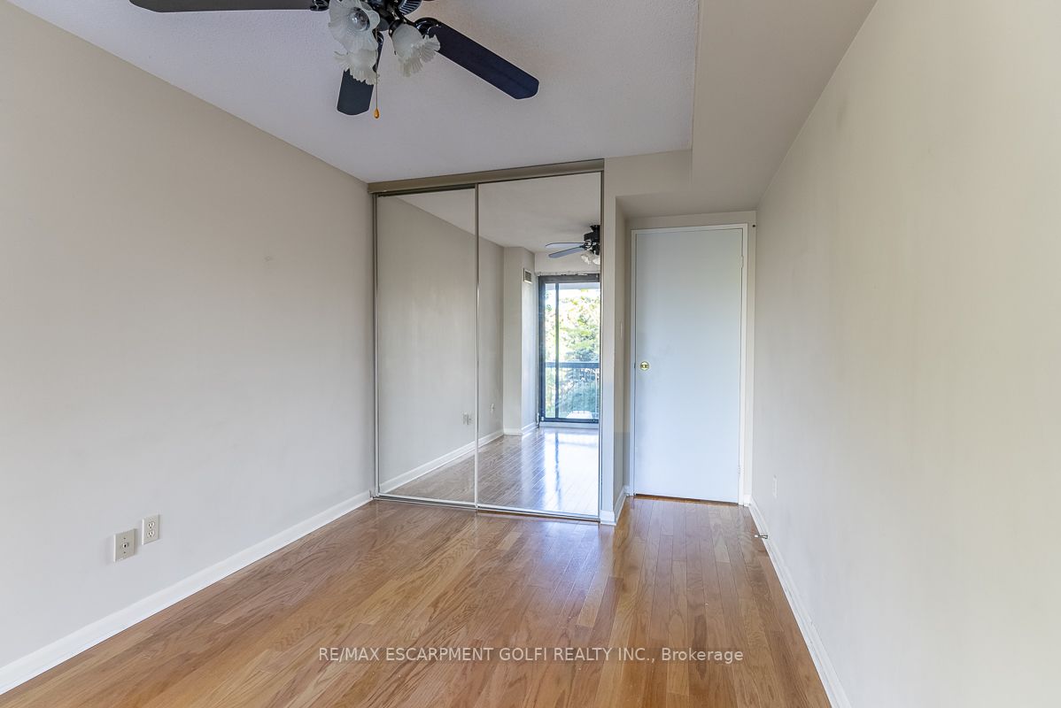 2185 Marine Dr 6 Property Photo 20