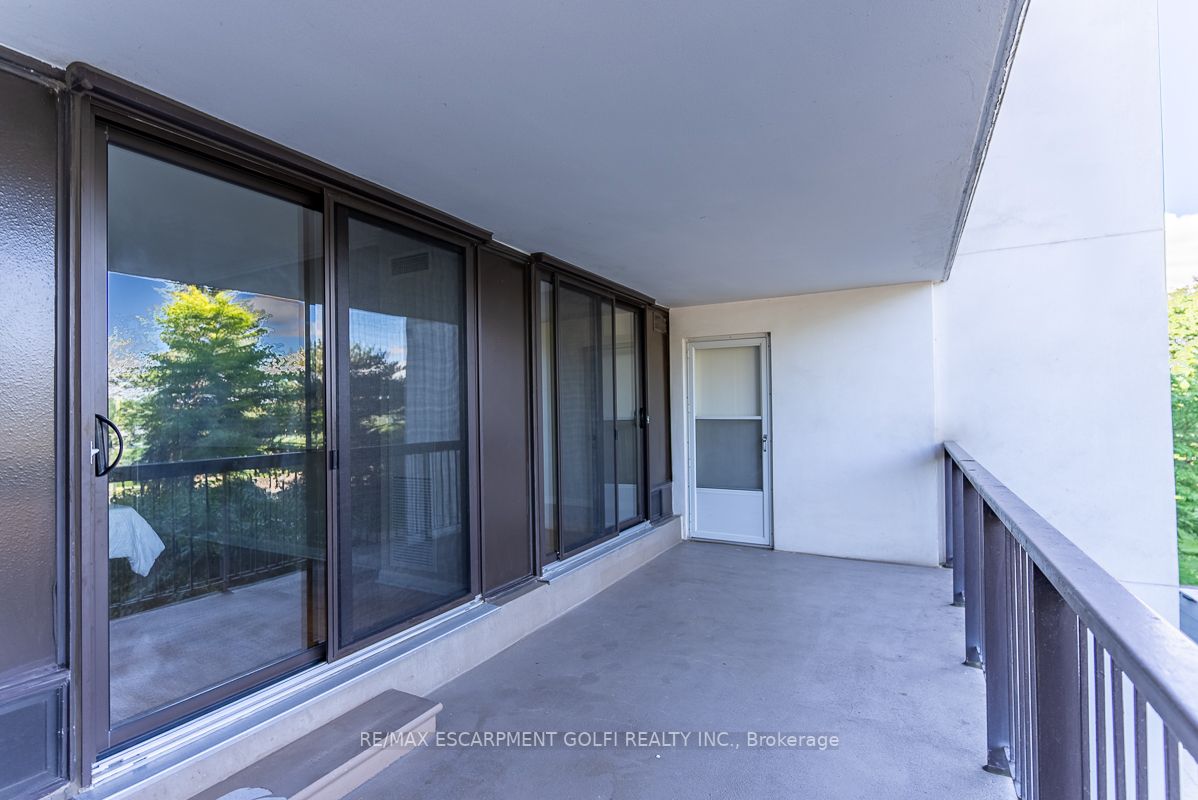 2185 Marine Dr 6 Property Photo 25