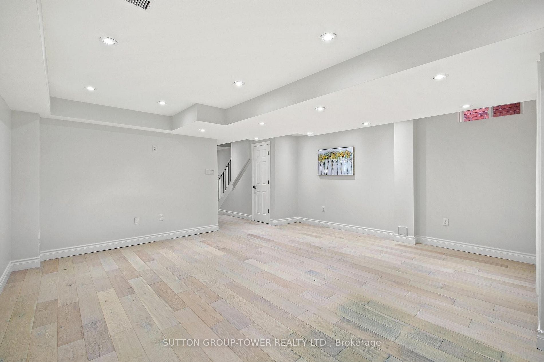 19 Manorwood Ct Property Photo 32