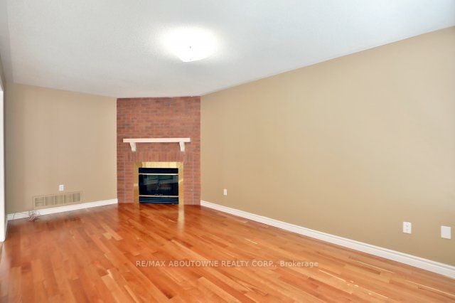 2532 Banfield Rd Property Photo 8