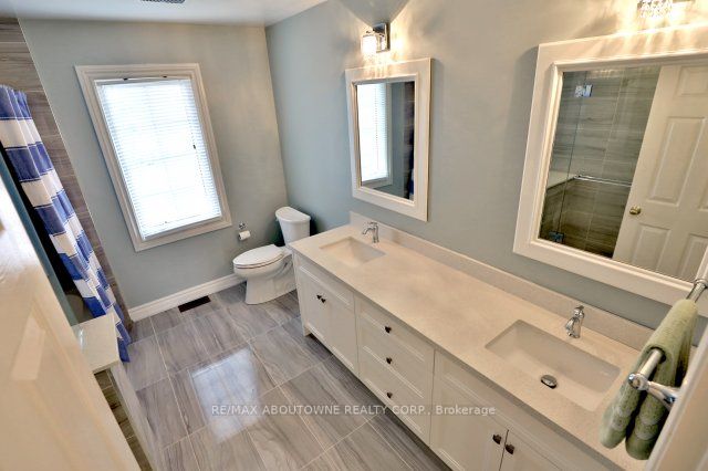 2532 Banfield Rd Property Photo 11
