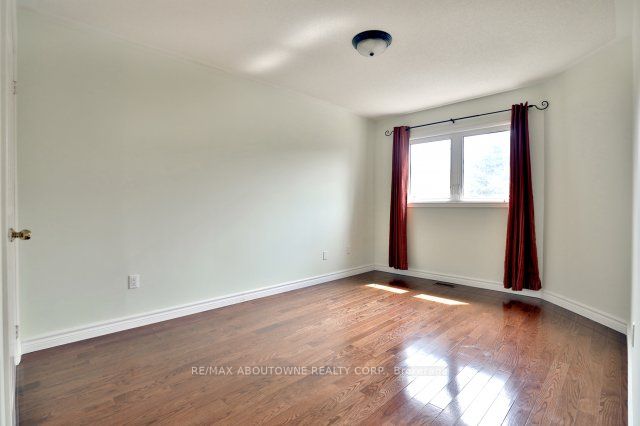 2532 Banfield Rd Property Photo 12
