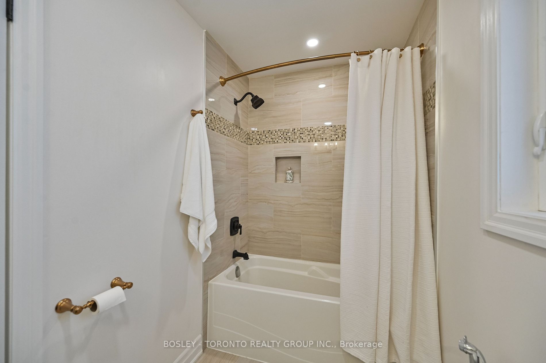 3 Elmlea Rd Property Photo 19