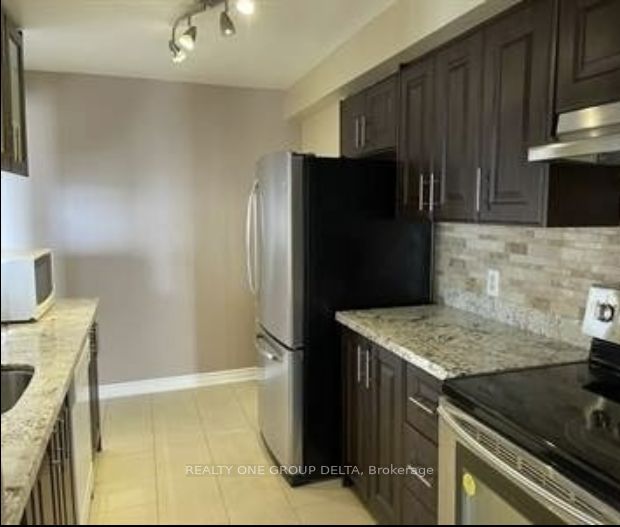 35 Trailwood Dr Property Photo 11