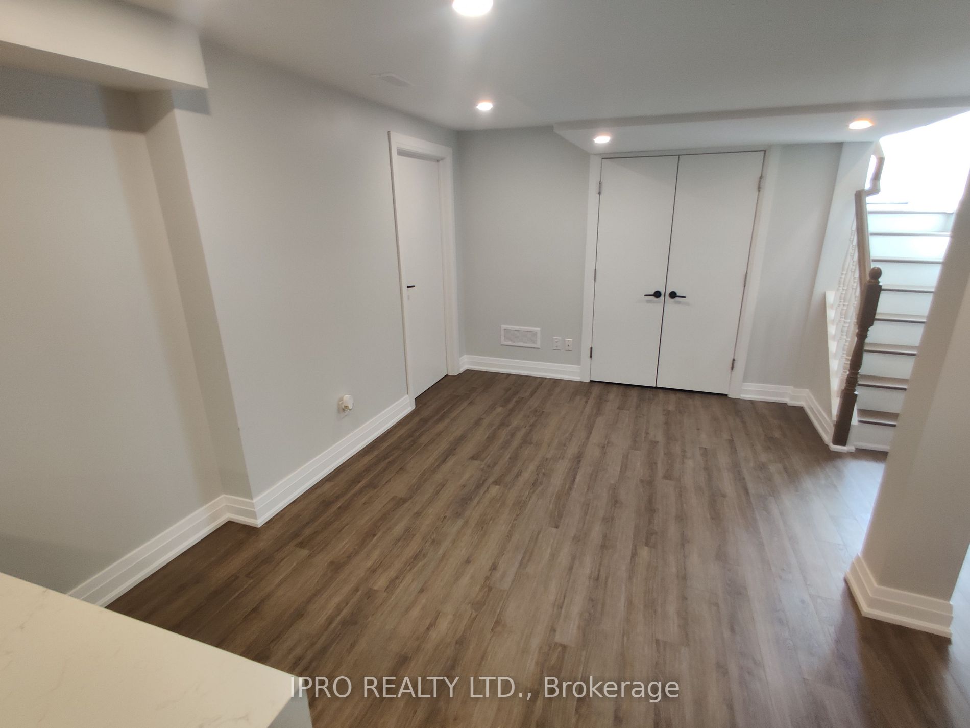 693 Novo Star Dr Property Photo 1