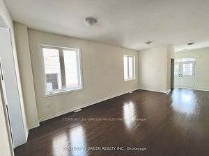 6 Eastman Dr Property Photo 3