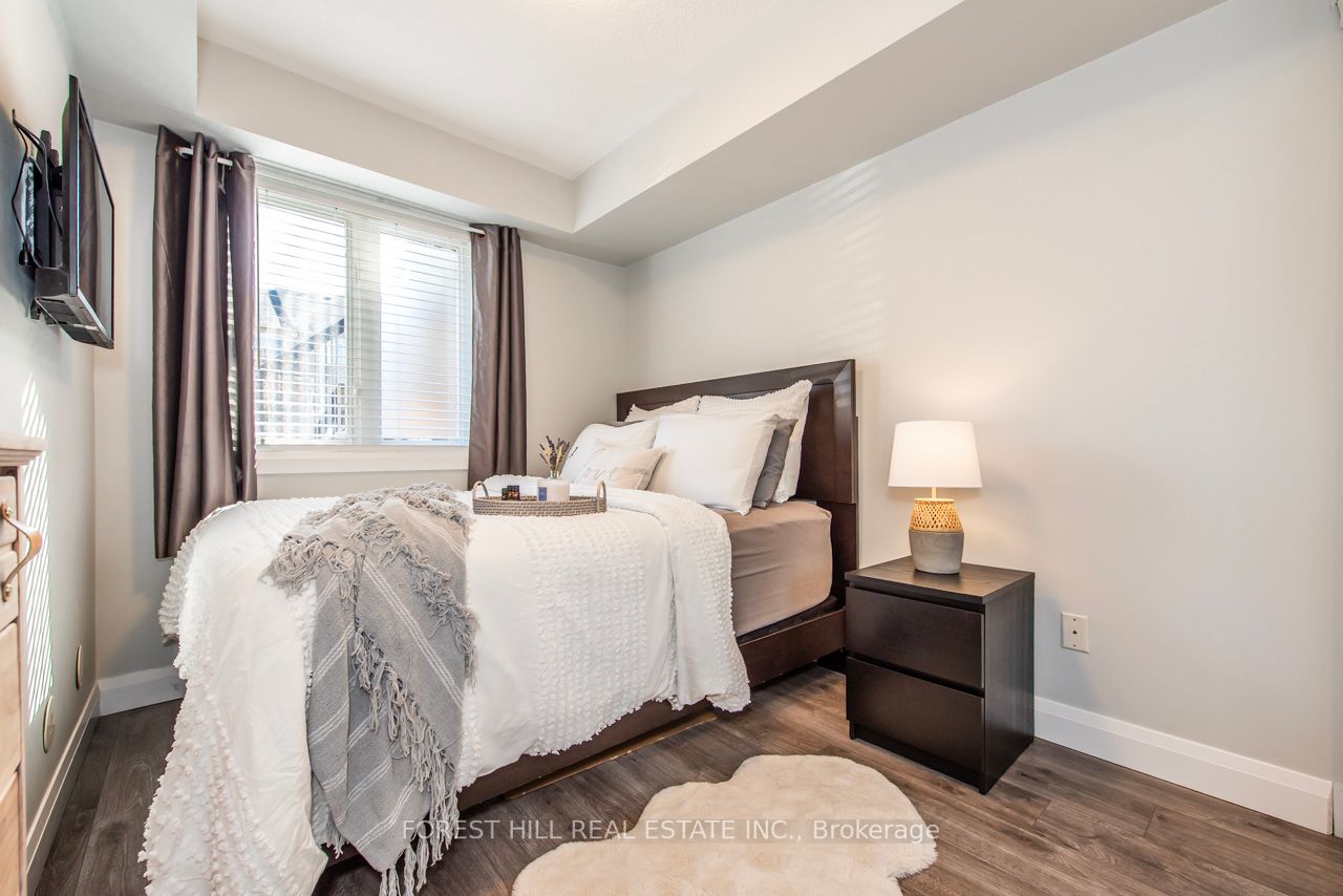 4975 Southampton Dr 35 Property Photo 15