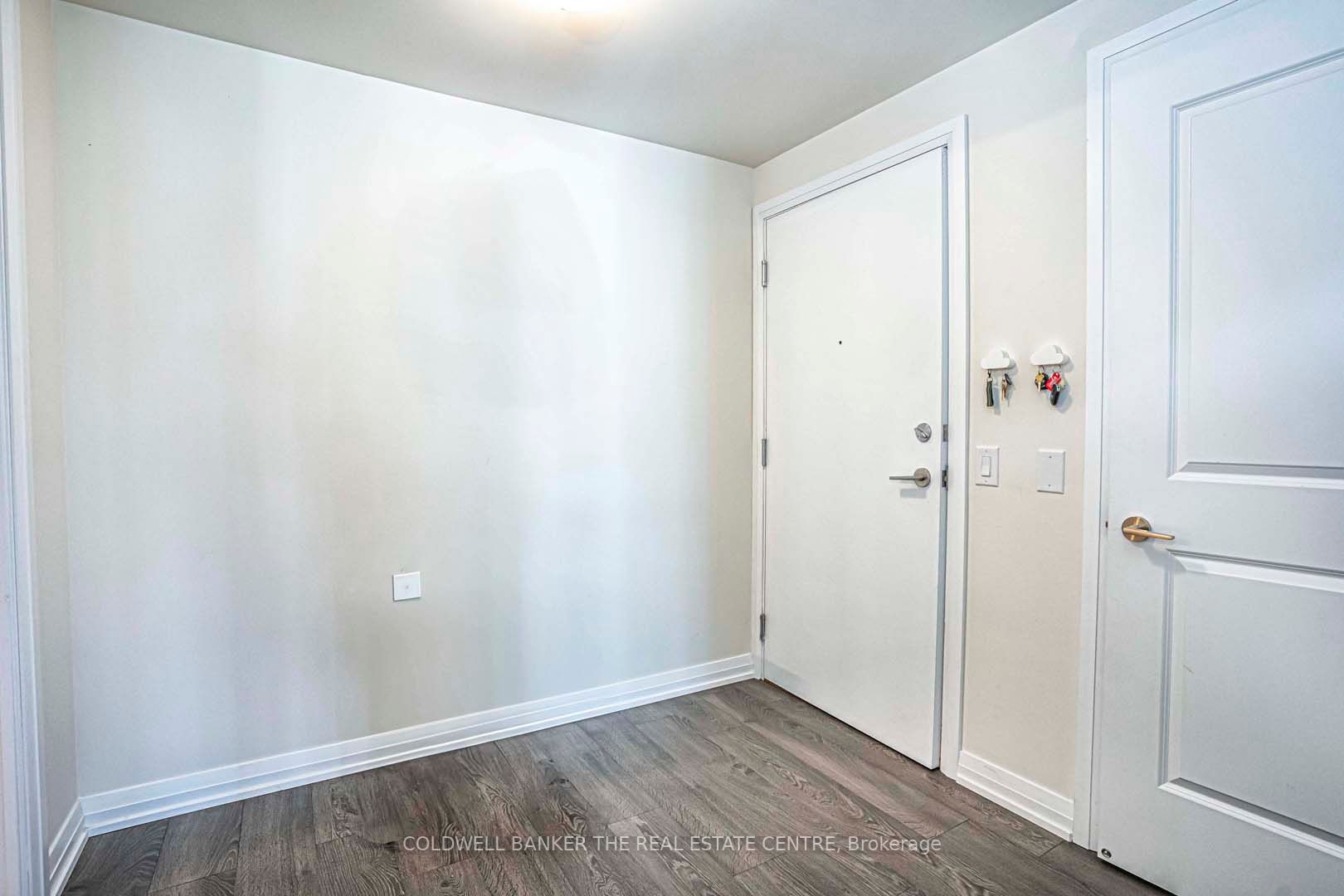 50 Thomas Riley Rd 10 Property Photo 6