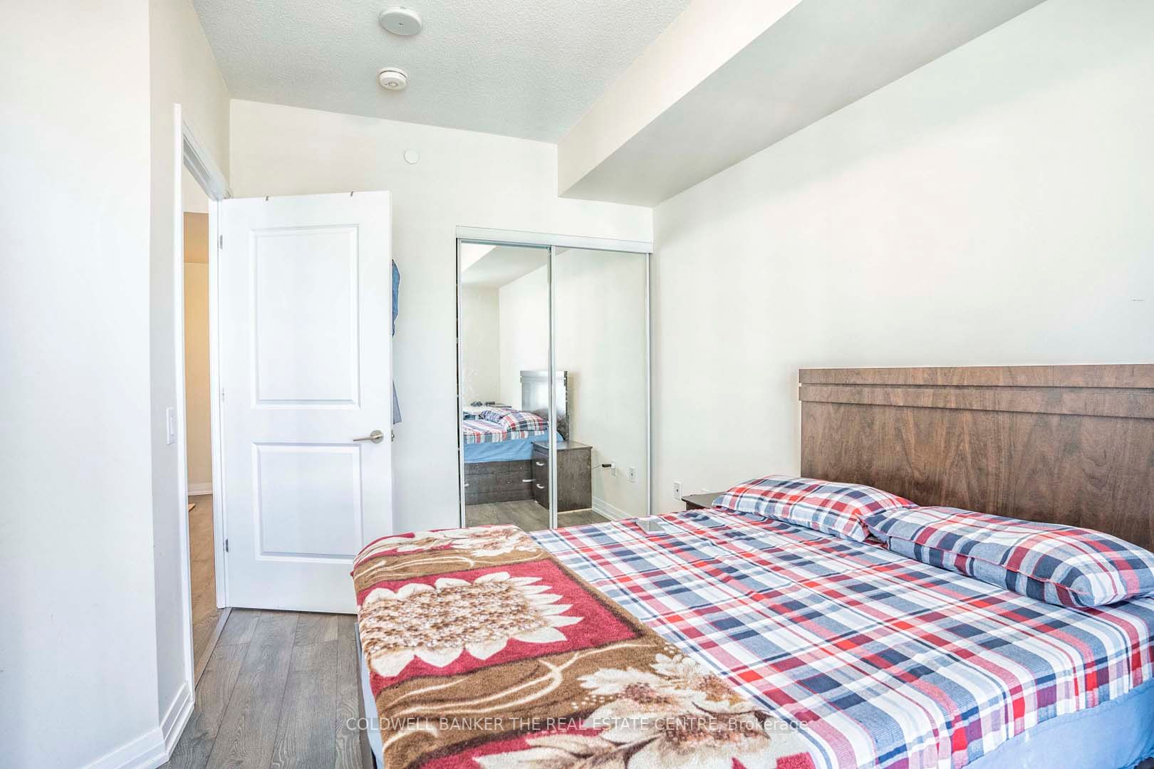 50 Thomas Riley Rd 10 Property Photo 14