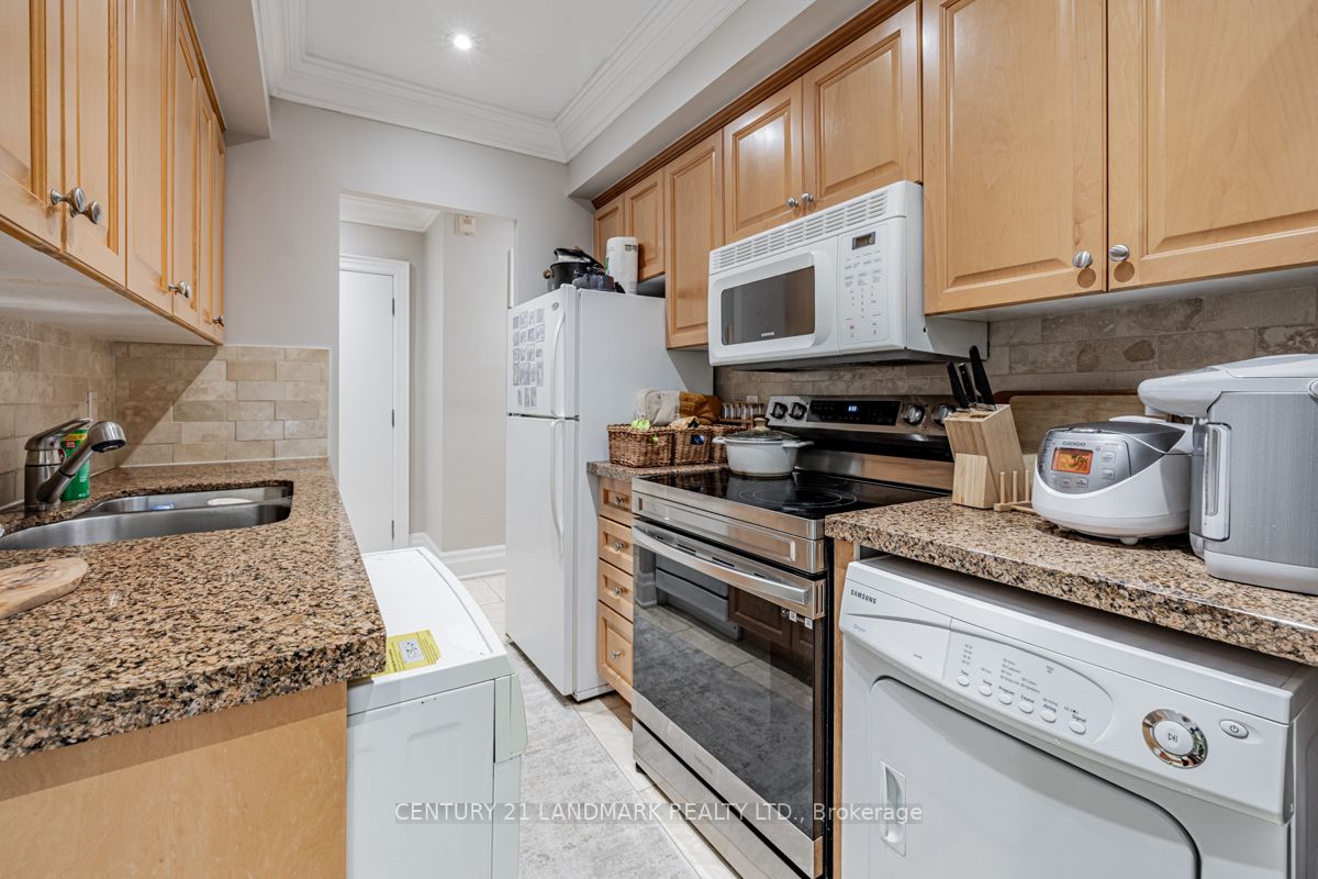 2615 Keele St 6 Property Photo 16